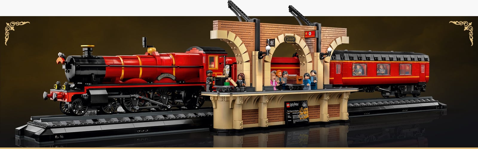 The Magical LEGO Harry Potter Hogwarts Express Is Still 30% Off After Cyber  Monday - IGN