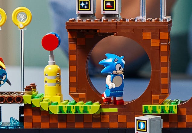 LEGO Ideas Sonic the Hedgehog – Green Hill Zone 21331 Building Kit (1,125  Pieces)