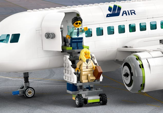 LEGO 60367 L'avion de ligne - LEGO City - BricksDirect Condition Nouveau.