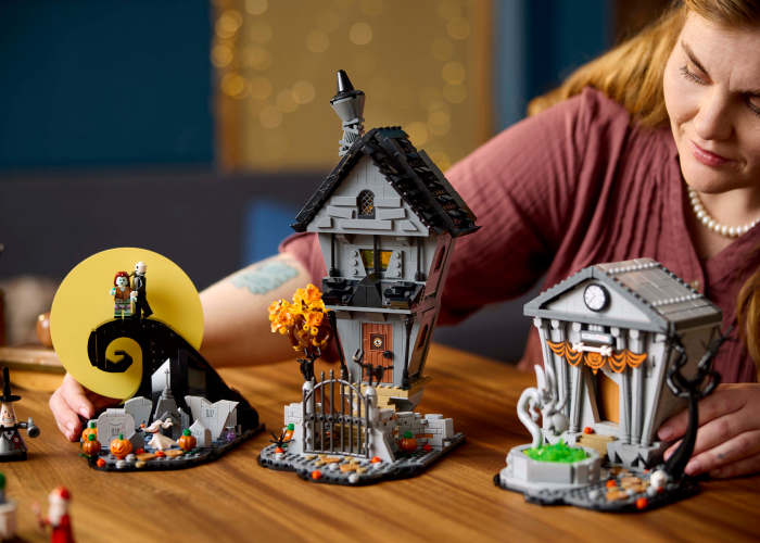 Rediscover The Nightmare Before Christmas in LEGO bricks. Official LEGO Shop CA