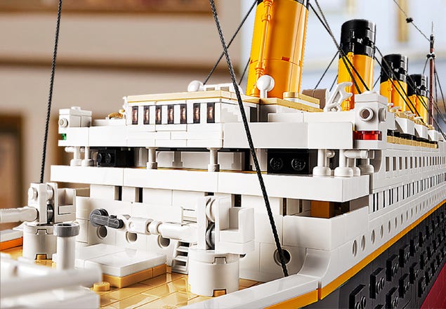LEGO представили набор «Титаник»
