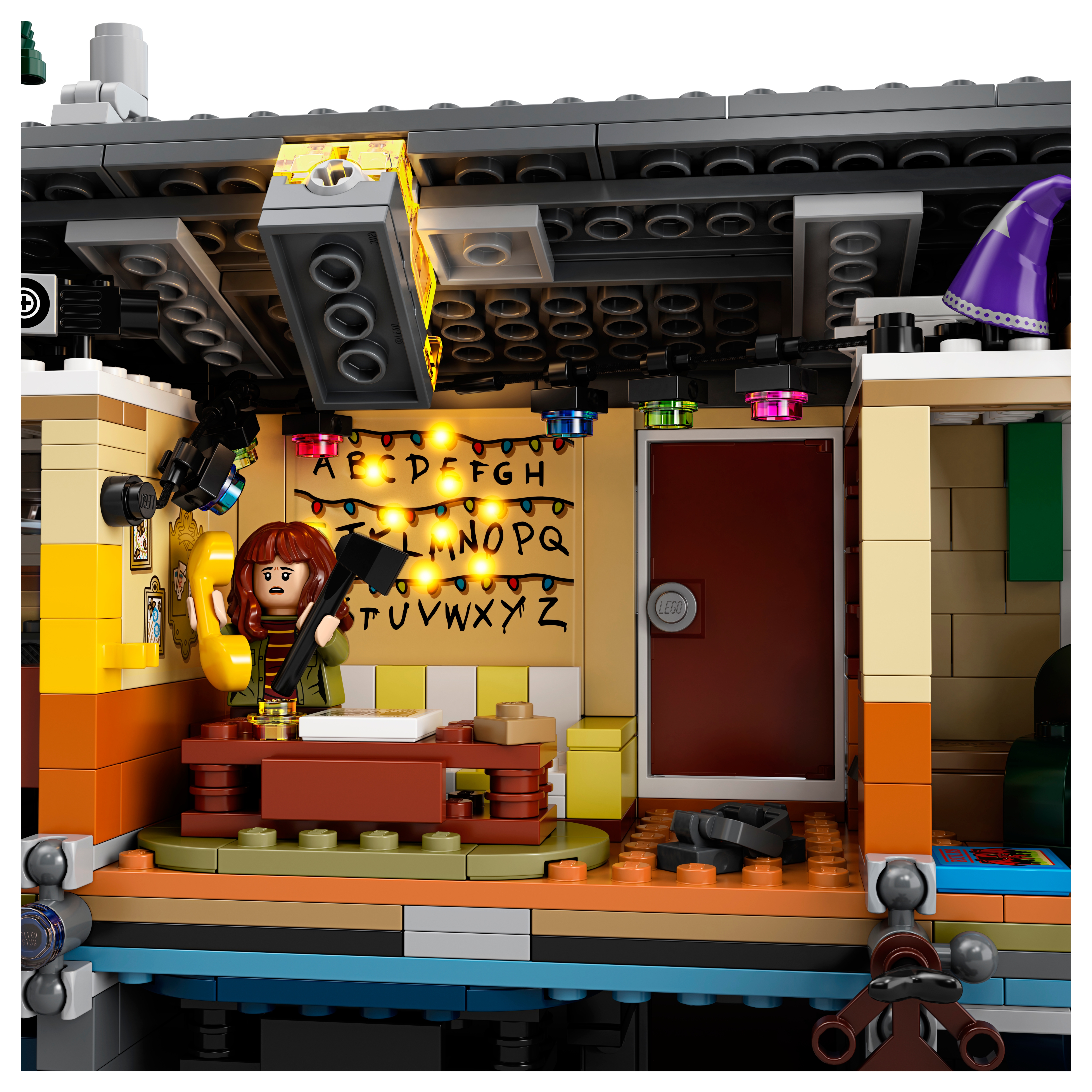 The Upside 75810 Stranger Things | Buy online at the Official LEGO® Shop HU