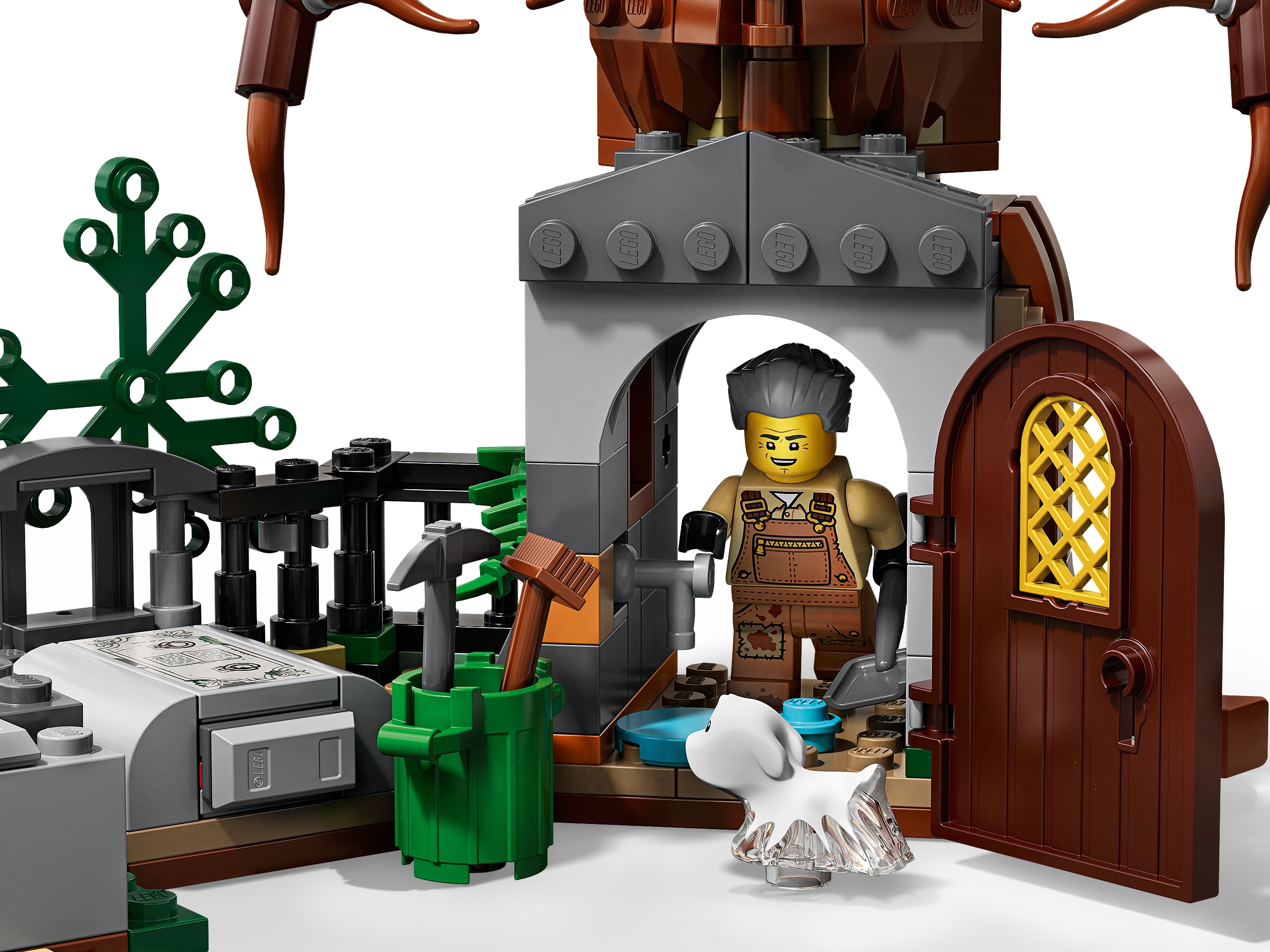 Graveyard Mystery 70420 | Hidden Side | Buy online at the LEGO® Shop US