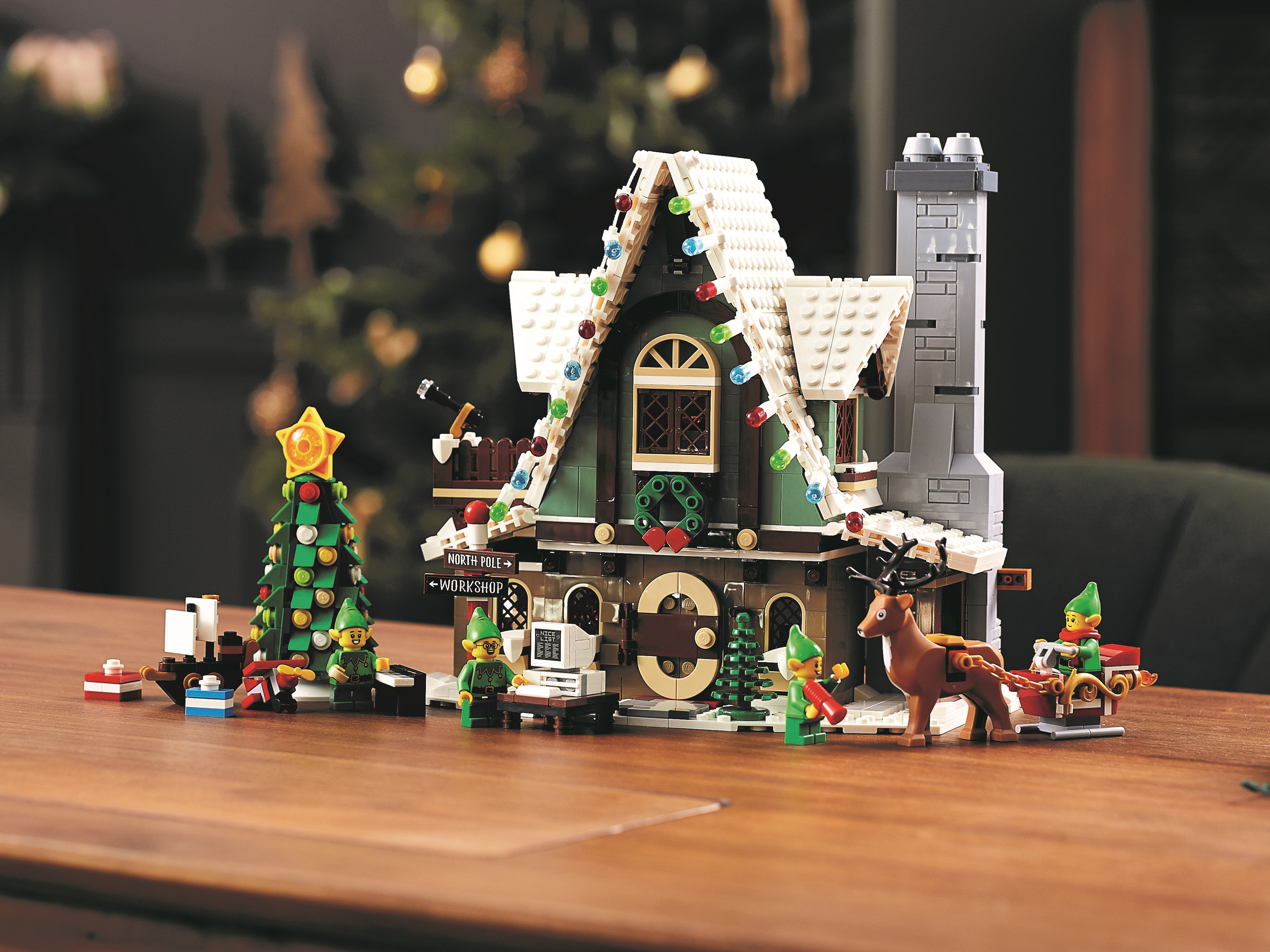 Elf Club House 10275 | LEGO® Icons | Buy online at the Official