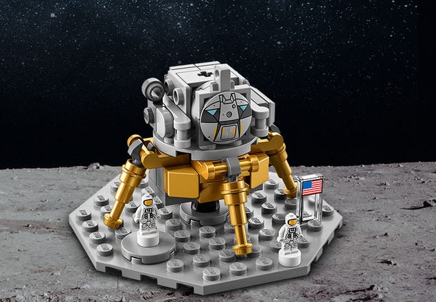 LEGO Ideas NASA Apollo Saturn V 92176 Outer Space Model Rocket for