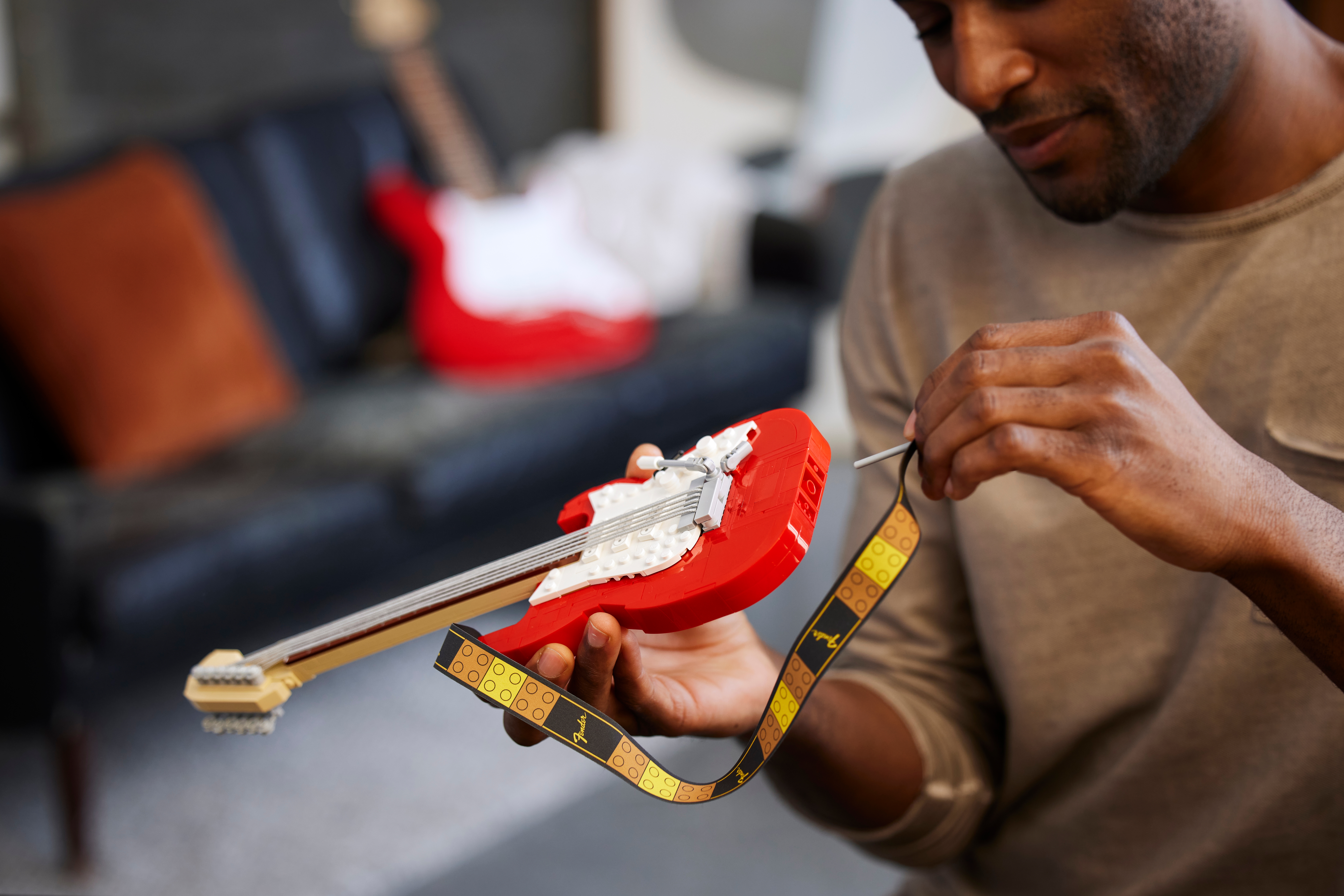Rock and roll secrets of the LEGO® Ideas Fender® Stratocaster