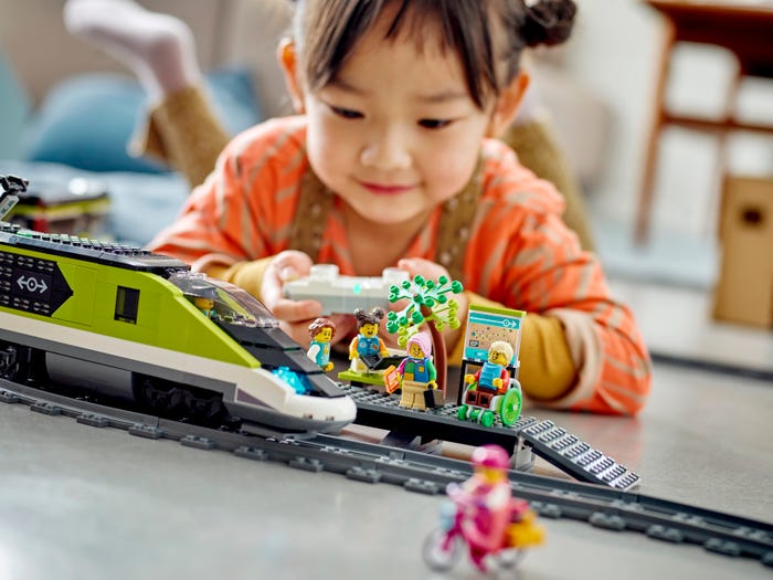 LEGO City 60337 Le Train de Voyageurs Express, Jouet Télécommandé avec  Phares Fonctionnels