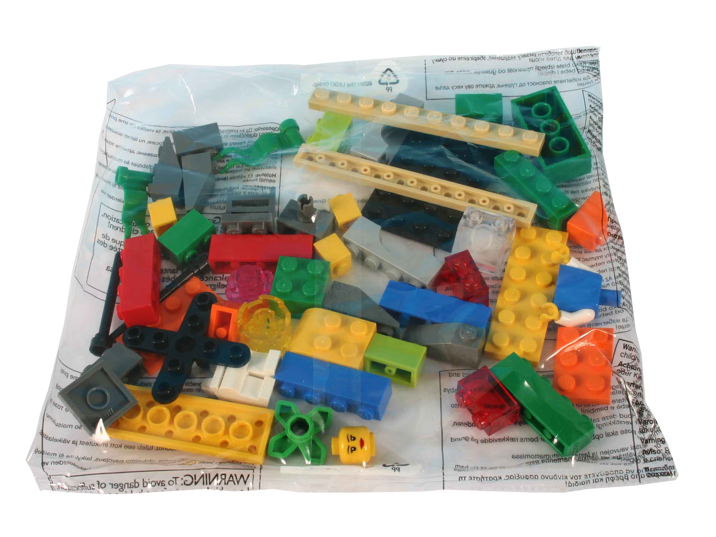 1 kit de démarrage + 2 pochettes de bec de colle pour briques LEGO.