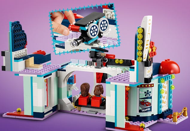 Heartlake City Movie Theater 41448 at Buy Official US LEGO® | the online Friends Shop 
